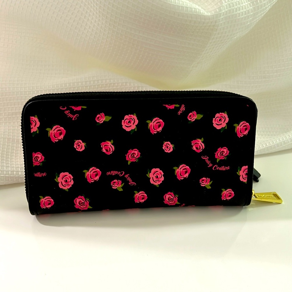 Juicy Couture Large Women’s Wallet